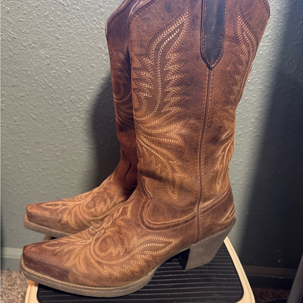 Ariat Western Cowboy Boots